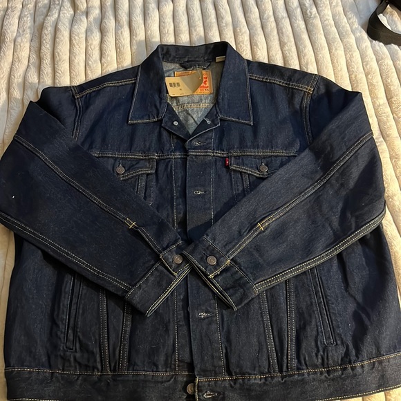 NWT Mens Levi’s denim jacket. - Picture 1 of 4